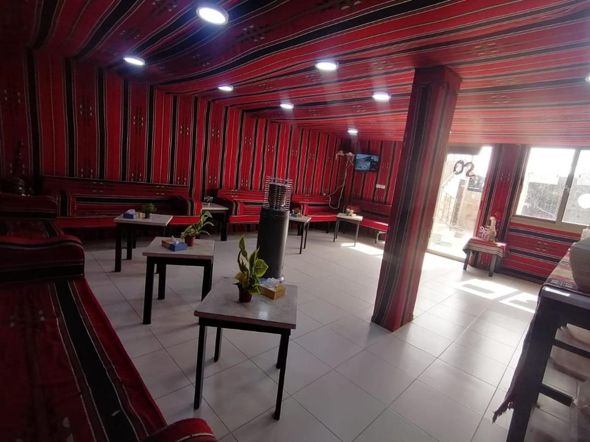 Farmer Stay Hostel Ваді-Муса Екстер'єр фото